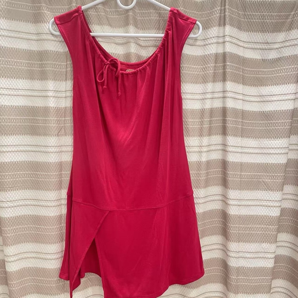 Pink Sleeveless top